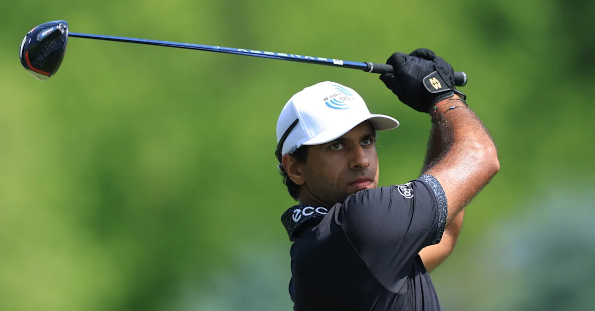 Aaron Rai: El Campeón del PGA Championship que Desafía lo Convencional con Dos Guantes