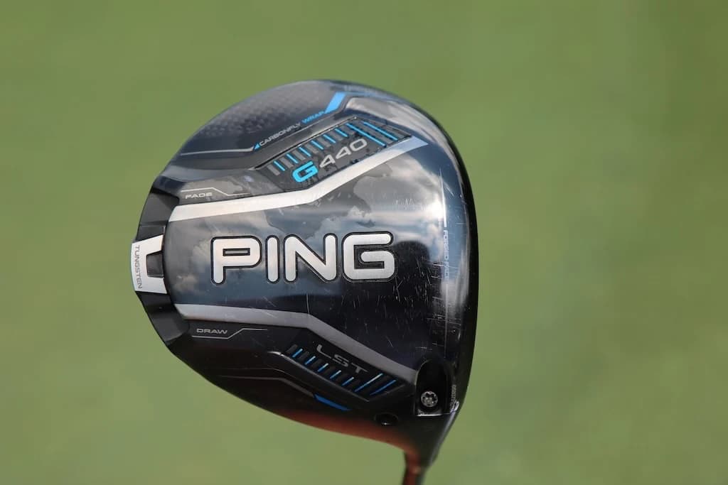 Tony Finau: qué palos usa en 2026