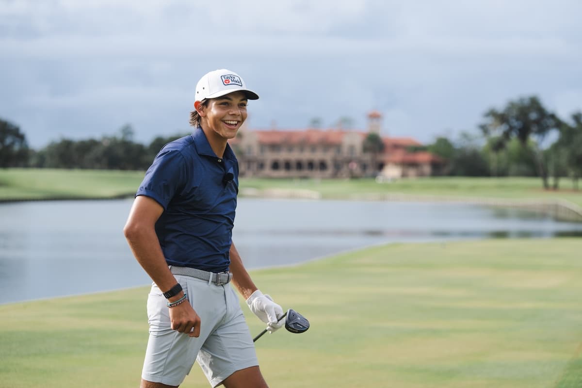 Charlie Woods: qué palos usa tras firmar con TaylorMade